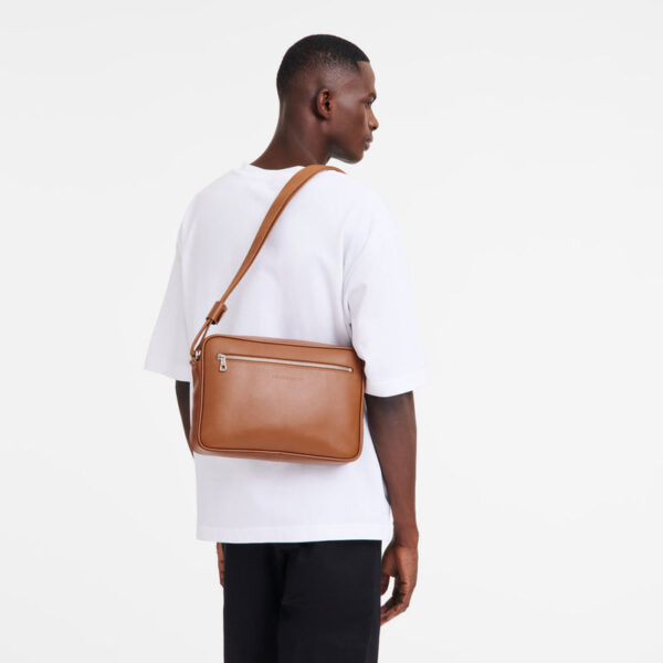 1123DBAF-7782-787C-FE18-DF89C2B89D49 Le Foulonné M Camera bag