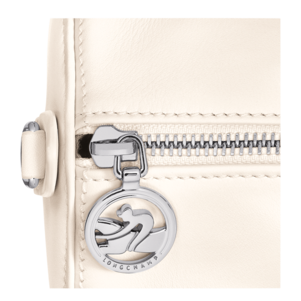 508074FC-6259-DB01-3FAC-1D6FA68EE080 Daylong M Handbag