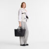 DF90A66C-DC63-9A46-B65E-756E2089615D Le Roseau L Tote bag